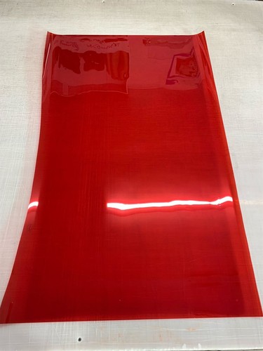 Transparent red window - red,